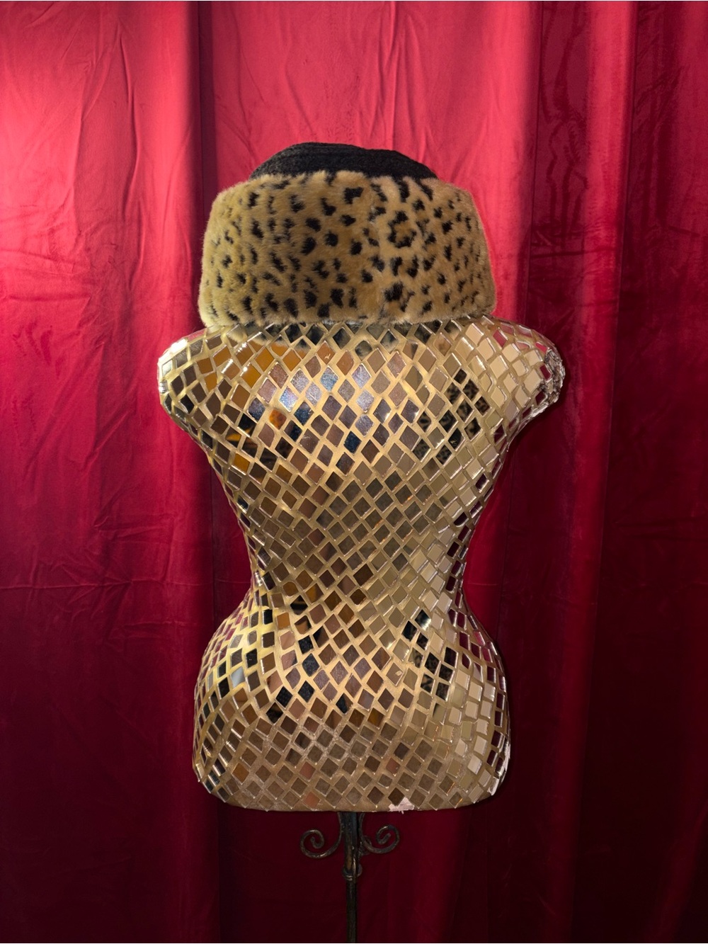 Leopard Faux Fur Trim Winter Hat - Picture 4 of 5